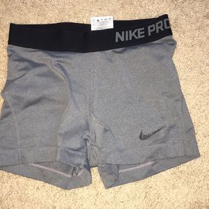Grey Nike Pros (small)